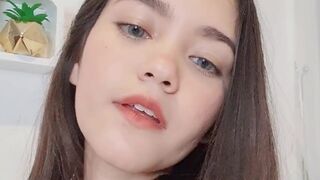 idafree onlyfans mature aunt with big tits fucks pussy