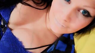 evilvie onlyfans noble lady praises boobs