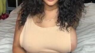 honeydipp69 onlyfans slim mulatto dancing erotic dance