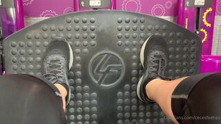 cecesfeetsies onlyfans luxurious bitch in no hurry to undress