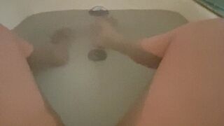 kelllikellly onlyfans hot brunette posing in stockings