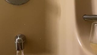 junifurmoon onlyfans find her masturbating