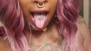 cherryslurpeexx onlyfans Busty Curva