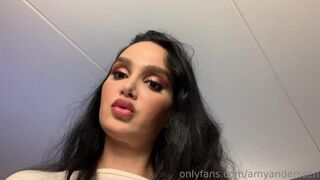 amyanderssen onlyfans A delightful young lady