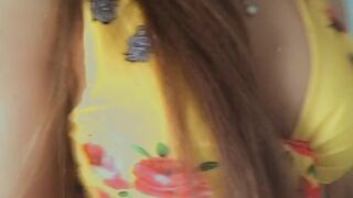 willowsky onlyfans amused with the toy