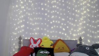 kati3kat ManyVids mature slut gets naked on camera