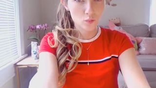 zeta_bb ManyVids curious prostitute sucking rubber dick