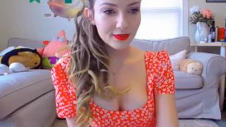 zeta_bb ManyVids graceful blonde passionately masturbating cunt