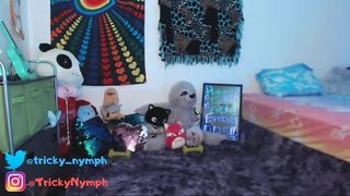 tricky_nymph ManyVids pussy very close