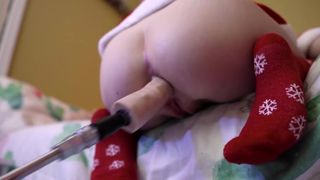 Tweetney ManyVids great girl fucks shaved cunt