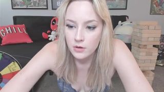 smartykat314 manyvids young bitch sucks and fucks