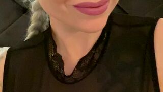 vanityp onlyfans busty fat lady masturbates cunt