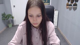 gravityfolz blonde with cool ass shows wide anus