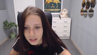 gravityfolz record  private e with model ruskamsa