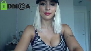 kittycat1111 crazy babe posing nude