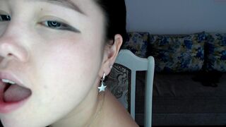 kirra_light slutty confidant gently masturbates pussy