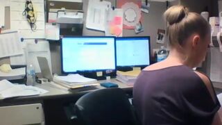 kandi54 openwork babe masturbates cap