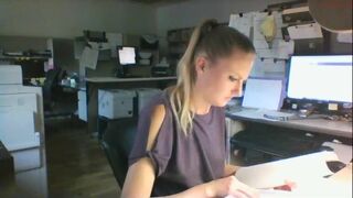 kandi54 gorgeous big tit blonde