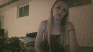 kandi54 crazy chick fondles her cunt by hand