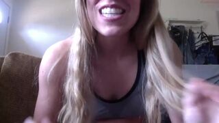 spicypurrito4u wonderful woman gently pulls pussy