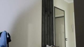 sashakissyou77 Showy chick