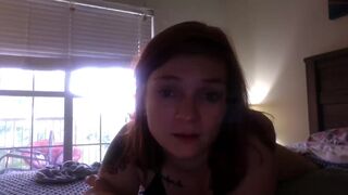 mintmarie slutty babe bares big tits