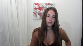 mia_khalid Piquant skin