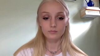 dollydreamz big tits and neat vagina