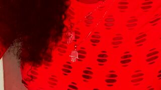 feedmeent onlyfans housewalker reveals her delicious body