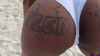 feedmeent onlyfans hot lady passionately pulls pussy