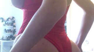 yvonne_bar onlyfans charming slut demonstrates her ardent body.