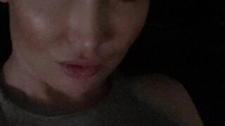 yasminscott onlyfans cute brunette sucking dick