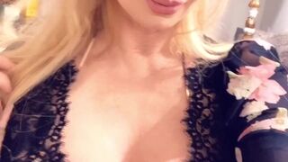 taylorwane69 onlyfans cute with pigtails jumps on sex toy