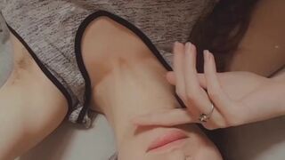 tali_dovahkiin onlyfans skinny girl posing nude