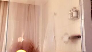 sarairollins onlyfans red-haired bitch jerks off pussy with sex toy