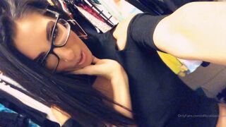 officialdavafoxx onlyfans naked bitch