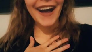 envyanne onlyfans chick fucks herself with a big rubber dildo