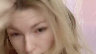 ellanovaxxx onlyfans crazy quit sucking dick