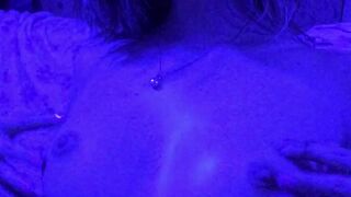 daphnedare onlyfans sam is hard to hammer yourself in the ass