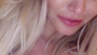 danniiharwood onlyfans caresses the holes with his hand