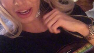 danniiharwood onlyfans cute brunette with natural tits chatting in fries