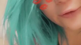 dakota_skyexxx onlyfans magnificent prankster shows herself naked on the street