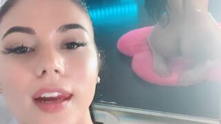 adrianabella onlyfans busty cutie showed the cap