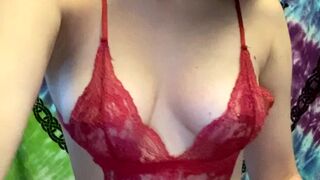 simpqueen onlyfans pretty model fucks pussy