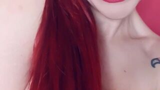 ruby_onyx onlyfans sweet lady caresses pussy