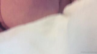 stassirossi onlyfans sweet thing masturbates shaved cunt