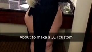 stassirossi onlyfans jerking off the clit on the bed