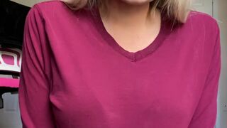 braceybella onlyfans tasty babe fucks both holes