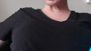 yasminscott onlyfans hot chick twirls big booty