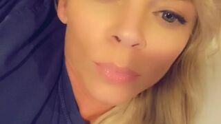 tris_love onlyfans naughty babe posing in lingerie